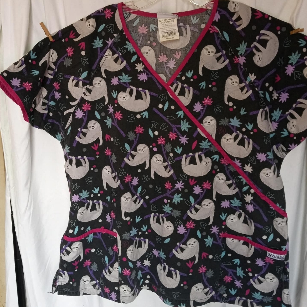 UA Scrubs Sloth Cute Tie Back Plus 2x XxL 2xl Floral Print Top Shirt Pink Trim